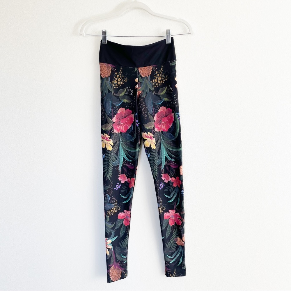 FARM Rio Floral Black Leggings